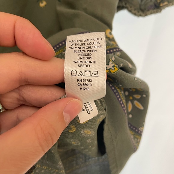 Maurices Border Print Convertible Top - Picture 7 of 10